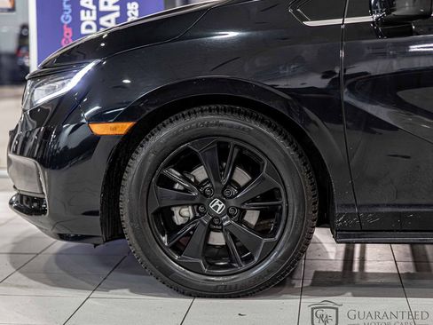 Used 2023 Honda Odyssey Sport image 7