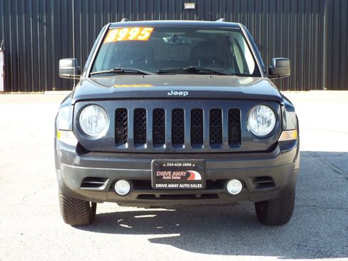 Used 2015 Jeep Patriot High Altitude image 2