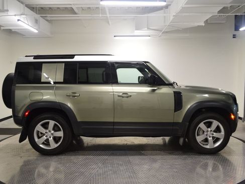 Used 2023 Land Rover Defender 110 SE AWD/4WD image 8