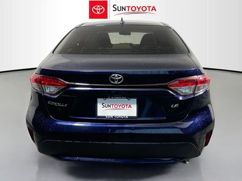 Used 2021 Toyota Corolla LE FWD image 5