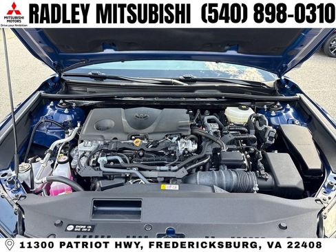 Used 2025 Toyota Camry SE FWD image 15