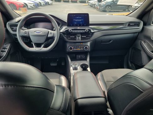 Used 2025 Ford Escape ST-Line AWD/4WD image 15