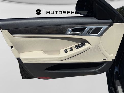 Used 2015 Hyundai Genesis 5.0 RWD image 14