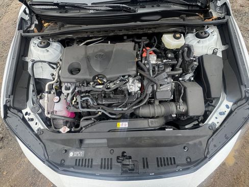 Used 2025 Toyota Camry SE image 28