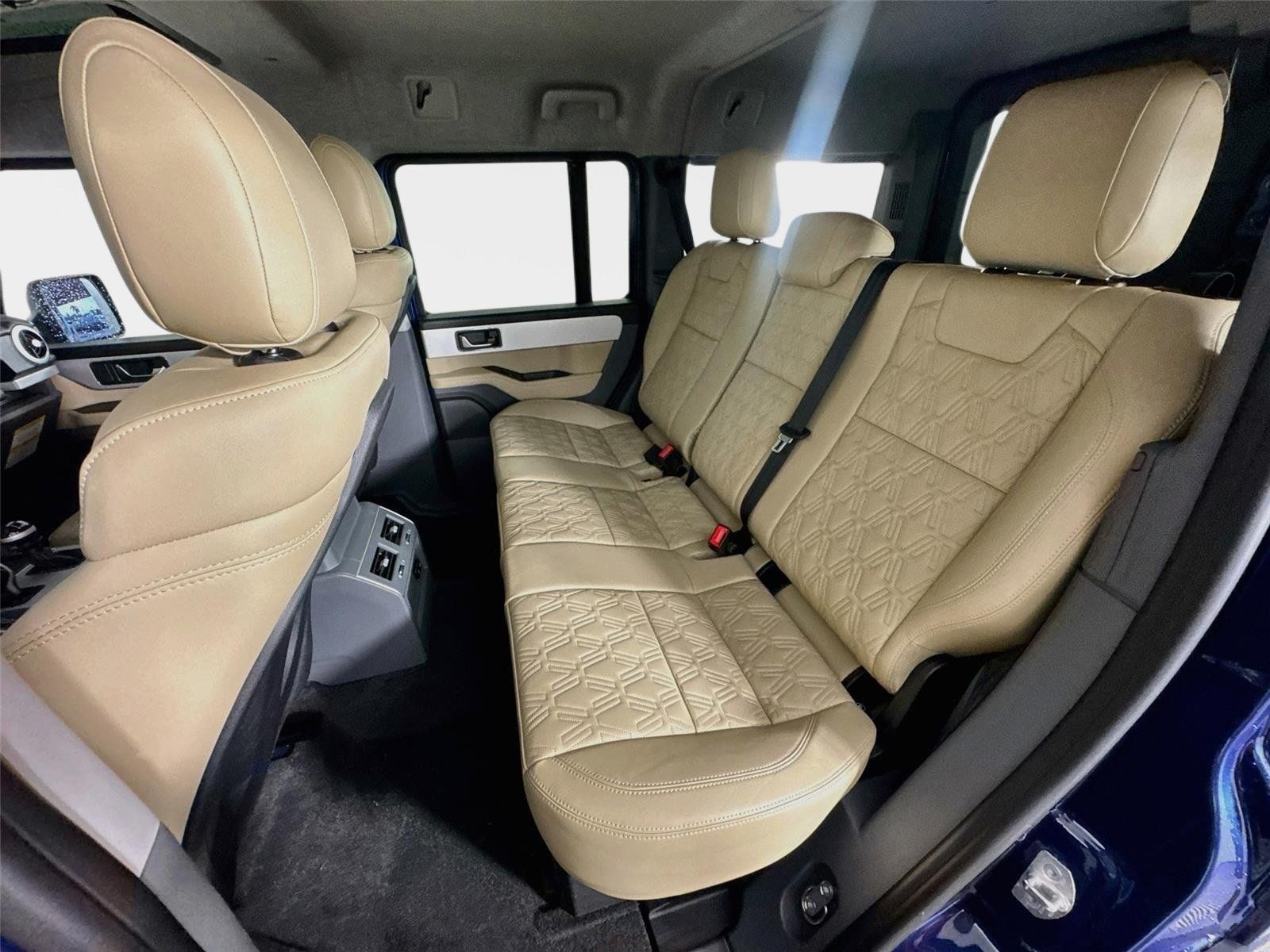 Used 2025 INEOS Grenadier Quartermaster AWD/4WD image 21