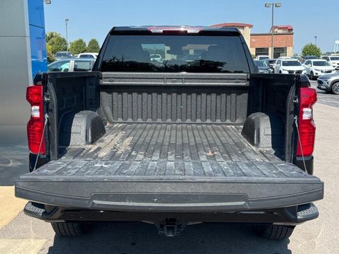 Used 2025 Chevrolet Silverado 1500 Custom w/ Rally Edition AWD/4WD image 5