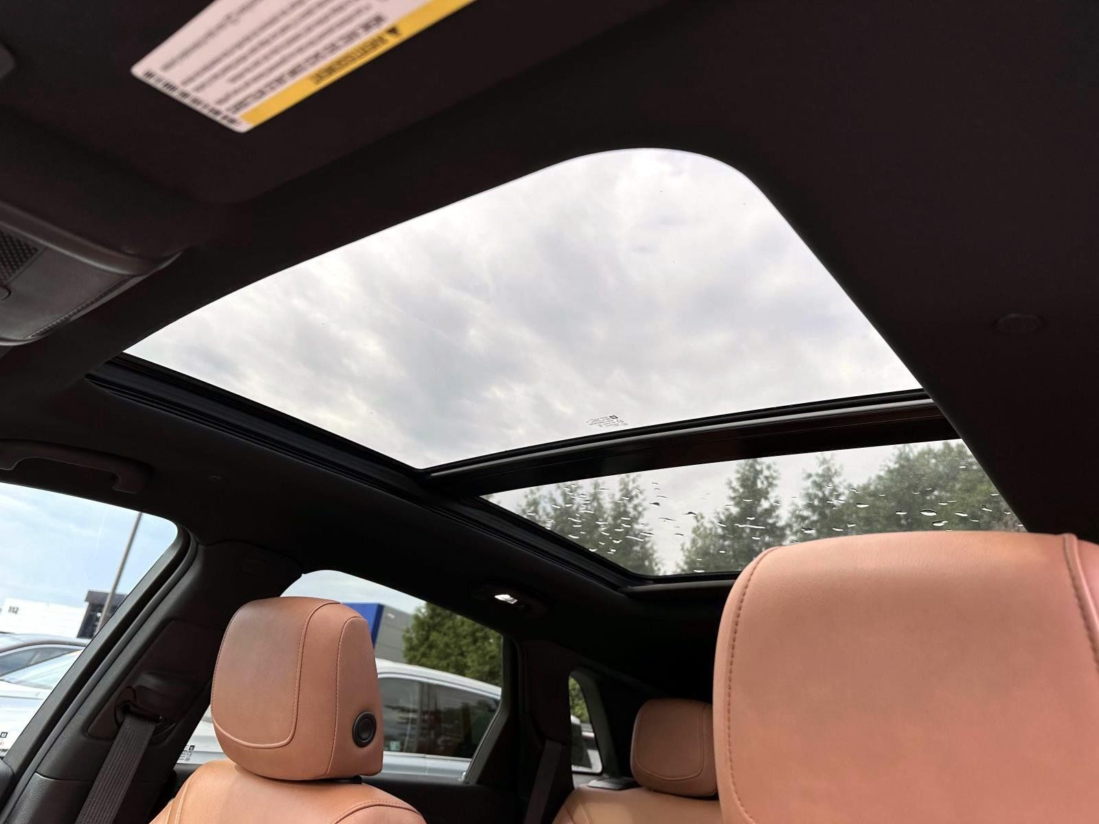 Used 2021 Cadillac XT5 Premium Luxury AWD/4WD image 13