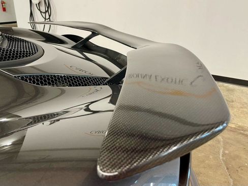 Used 2017 McLaren 570S image 30