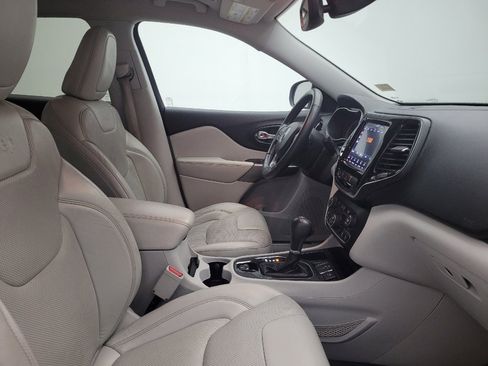 Used 2019 Jeep Cherokee Limited w/ Technology Group image 21