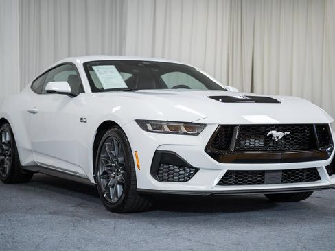 Certified 2025 Ford Mustang GT Premium w/ GT Performance Package RWD image 1