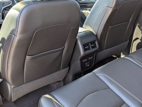 Used 2019 Chevrolet Equinox Premier w/ Premier True North Edition AWD/4WD image 26