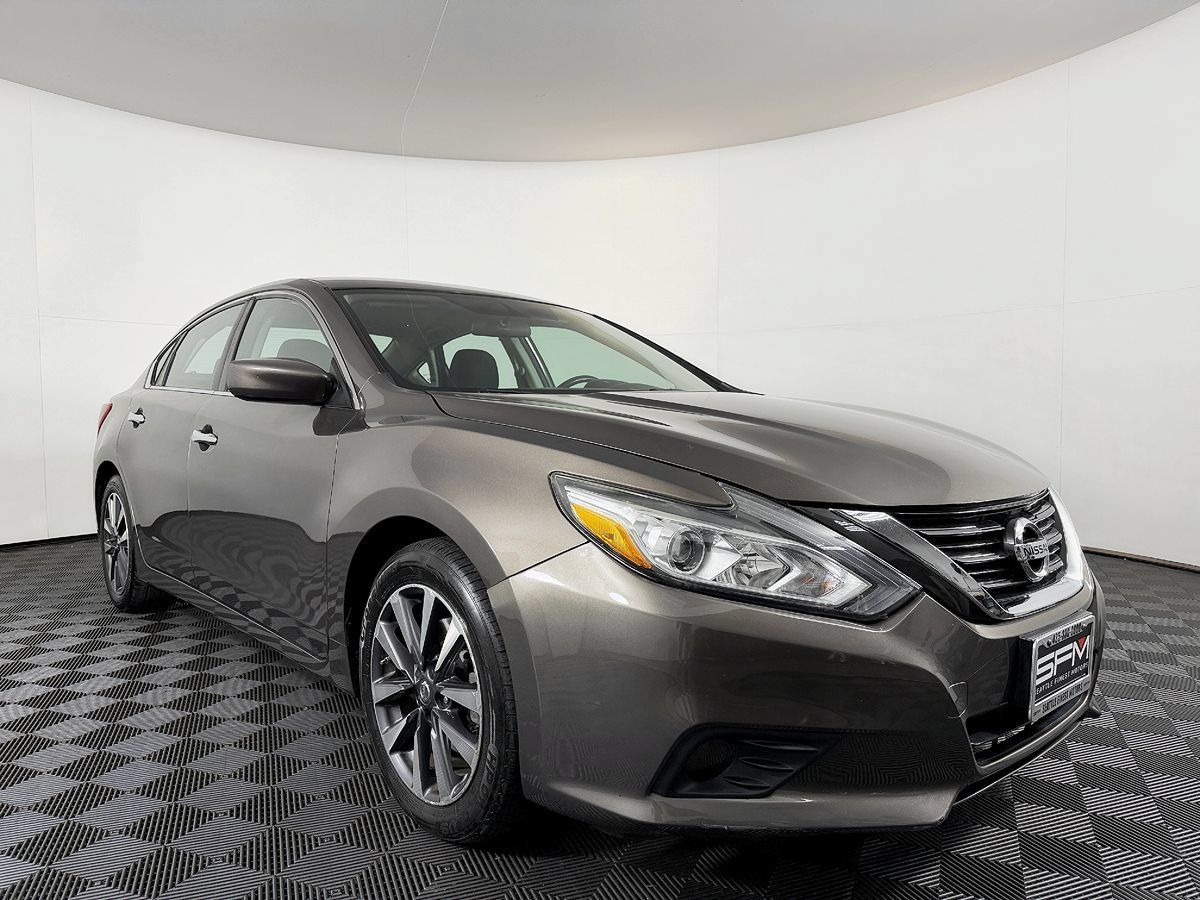 Used 2017 Nissan Altima 2.5 SV FWD image 6