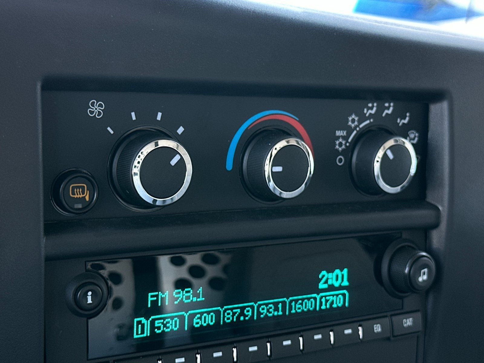 New 2026 Chevrolet Express 2500 w/ Driver Convenience Package RWD image 18