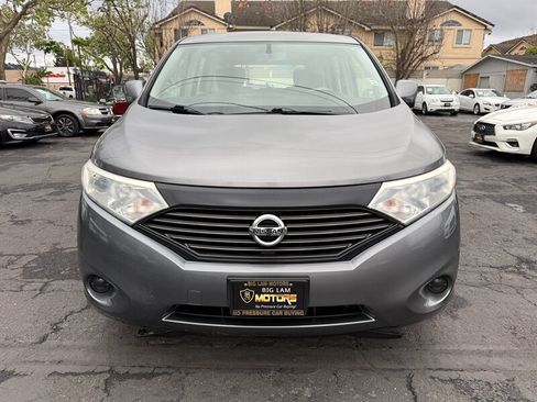 Used 2016 Nissan Quest S image 2