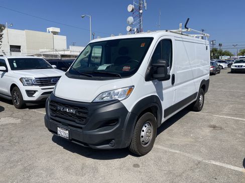 Used 2023 RAM ProMaster 2500 FWD image 2