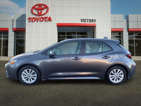 Used 2025 Toyota Corolla SE image 6