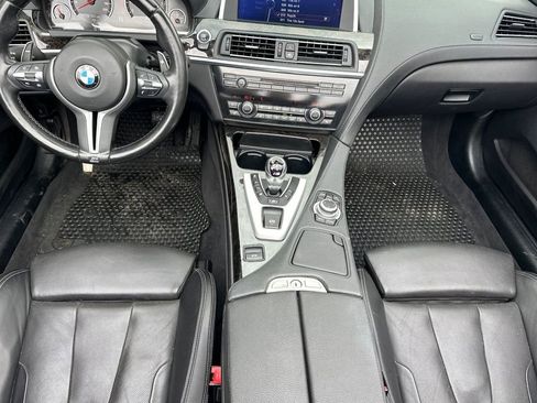 Used 2013 BMW M6 Convertible image 13