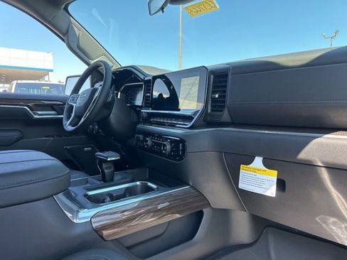 New 2026 Chevrolet Silverado 1500 LT Trail Boss w/ LT Trail Boss Premium Package AWD/4WD image 33