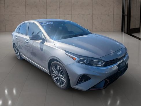 Used 2023 Kia Forte GT-Line FWD image 3