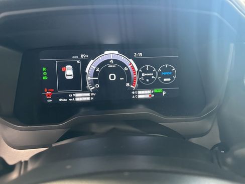 Used 2025 Toyota Sequoia Platinum AWD/4WD image 44