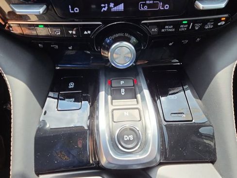 Used 2023 Acura MDX SH-AWD w/ Advance Package image 22