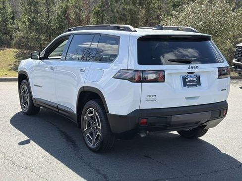 New 2026 Jeep Cherokee Laredo AWD/4WD image 11