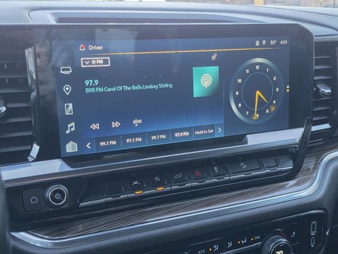 Used 2023 Chevrolet Silverado 1500 LT Trail Boss image 18