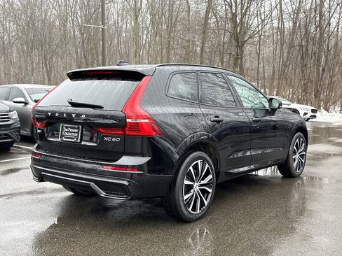 Used 2025 Volvo XC60 B5 Plus AWD/4WD image 3