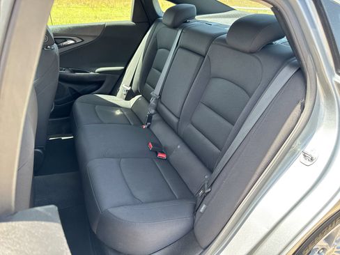 Used 2024 Chevrolet Malibu LT FWD image 19