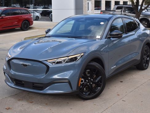 Certified 2024 Ford Mustang Mach-E Select w/ Comfort Package Lite image 40