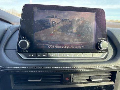 Certified 2023 Nissan Rogue SV image 12