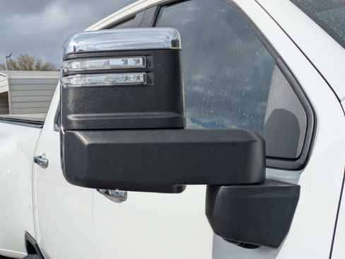 Used 2023 Chevrolet Silverado 3500 LTZ w/ LTZ Convenience Package image 11