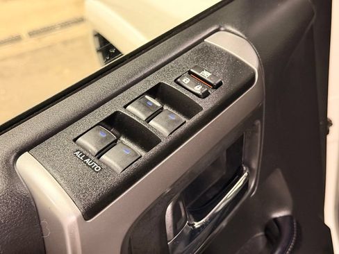 Used 2023 Toyota 4Runner SR5 Premium w/ Moonroof Package AWD/4WD image 15