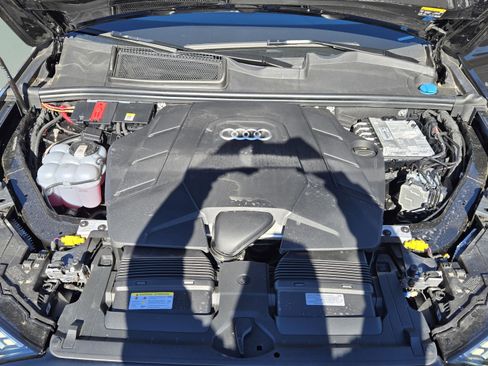 New 2025 Audi Q7 3.0T Prestige image 12