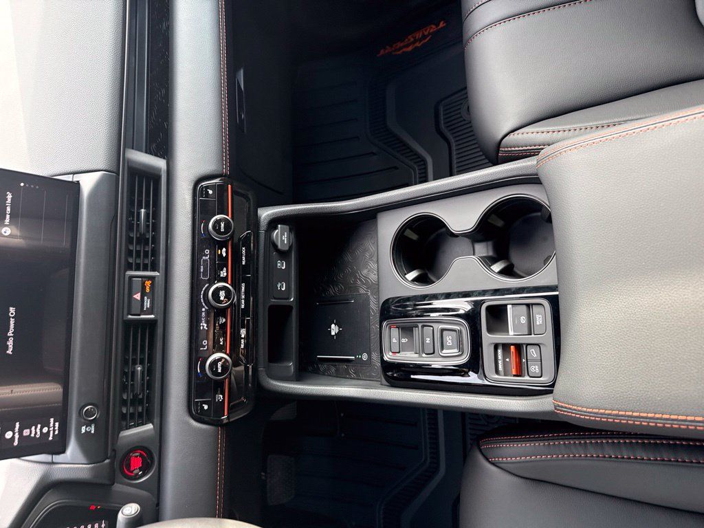 New 2026 Honda Pilot TrailSport image 19