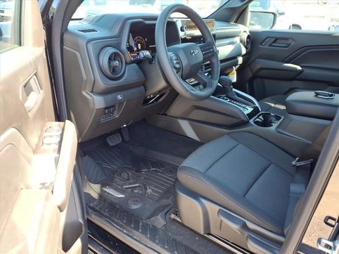 New 2025 Chevrolet Colorado Trail Boss image 4