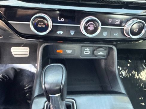 Used 2024 Honda Civic Sport image 19