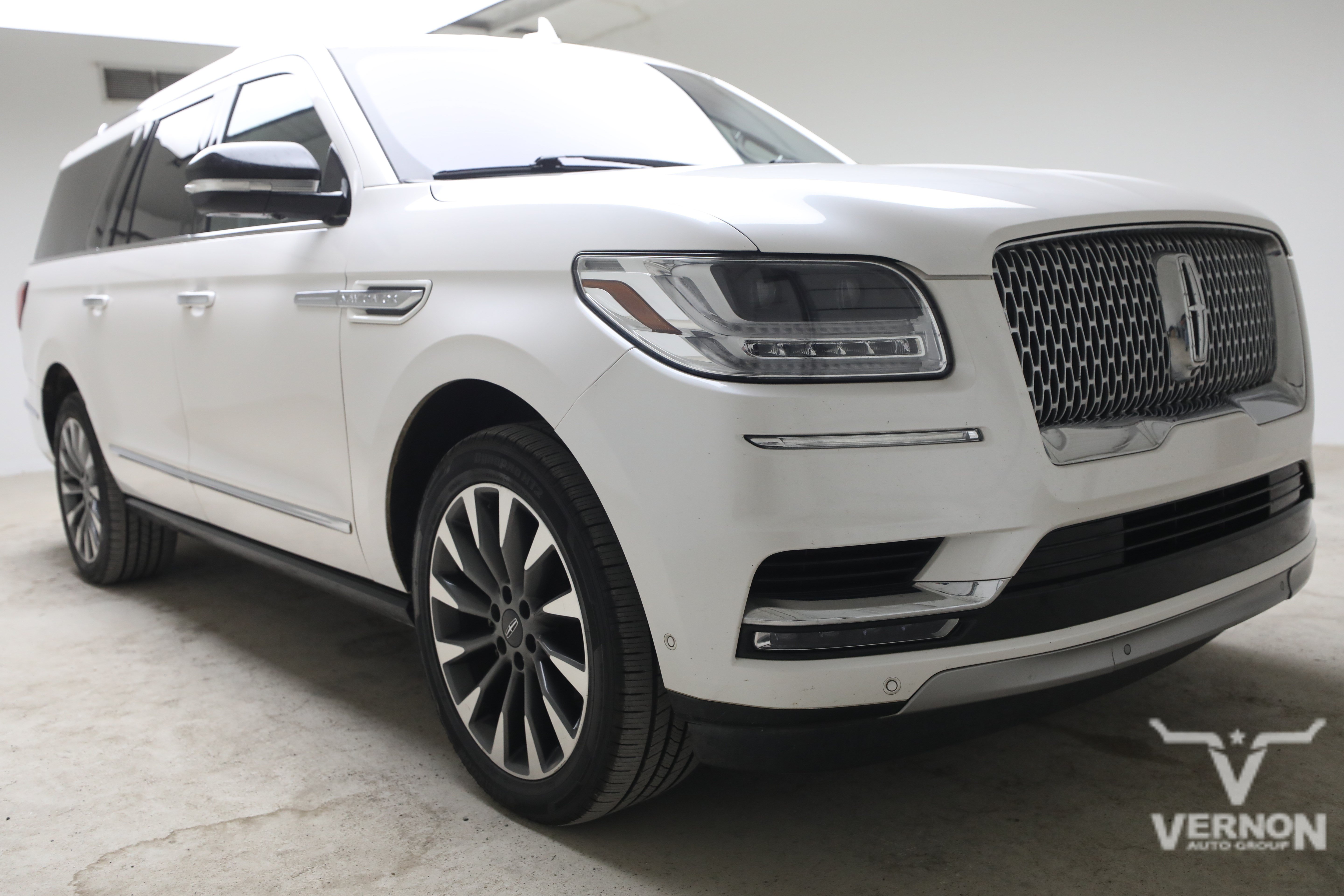 Used 2019 Lincoln Navigator L Select w/ Technology Package RWD image 7