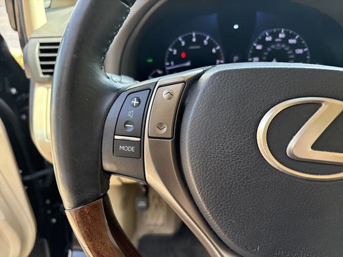 Used 2013 Lexus RX 350 AWD w/ Navigation Pkg image 19