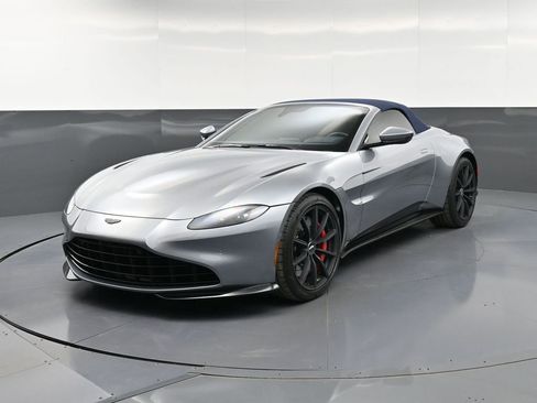 Used 2021 Aston Martin V8 Vantage Roadster RWD image 1