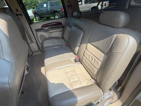 Used 2003 Ford Excursion Eddie Bauer RWD image 10