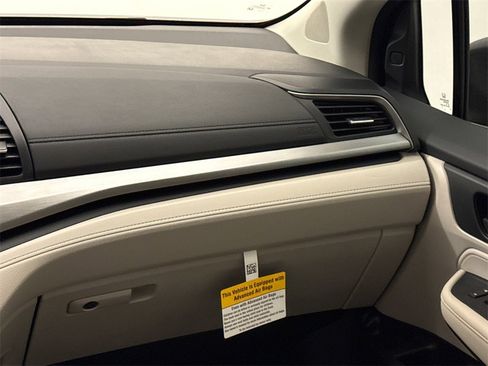 New 2026 Honda Odyssey EX-L image 18