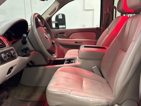 Used 2009 Chevrolet Silverado 3500 LTZ w/ LTZ Plus Package image 10