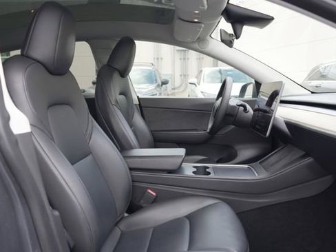 Used 2023 Tesla Model Y AWD image 23