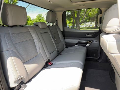 Used 2022 Toyota Tundra Limited RWD image 31
