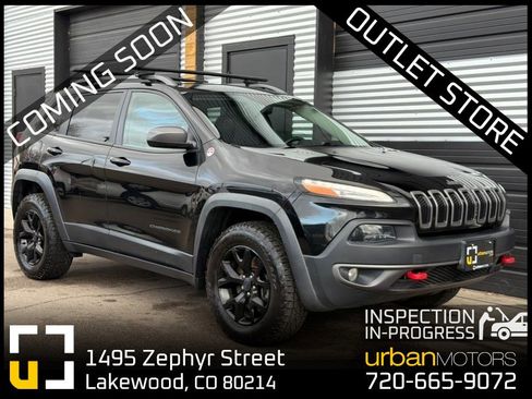 Used 2017 Jeep Cherokee Trailhawk w/ Comfort/Convenience Group image 1