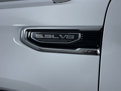 Used 2024 GMC Sierra 1500 SLE image 26