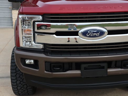 Used 2017 Ford F250 King Ranch w/ FX4 Off-Road Package image 12