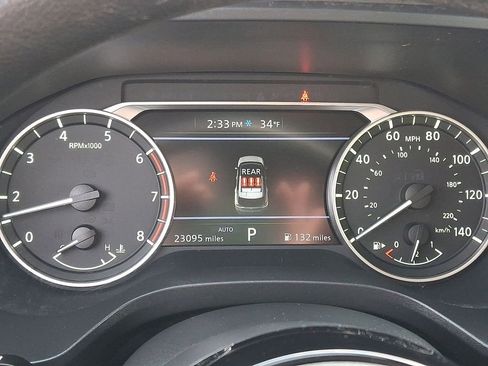 Used 2023 Nissan Rogue SV image 23