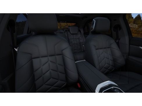 New 2026 BMW i7 eDrive50 w/ M Sport Package image 11